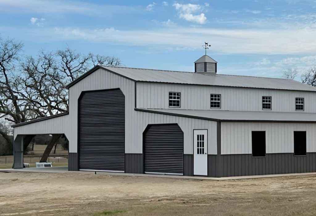 Combo Barndominium White by Metal America